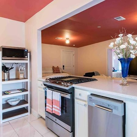 Blush And Bashful Germantown Two Bedroom Apartment Louisville Exterior foto